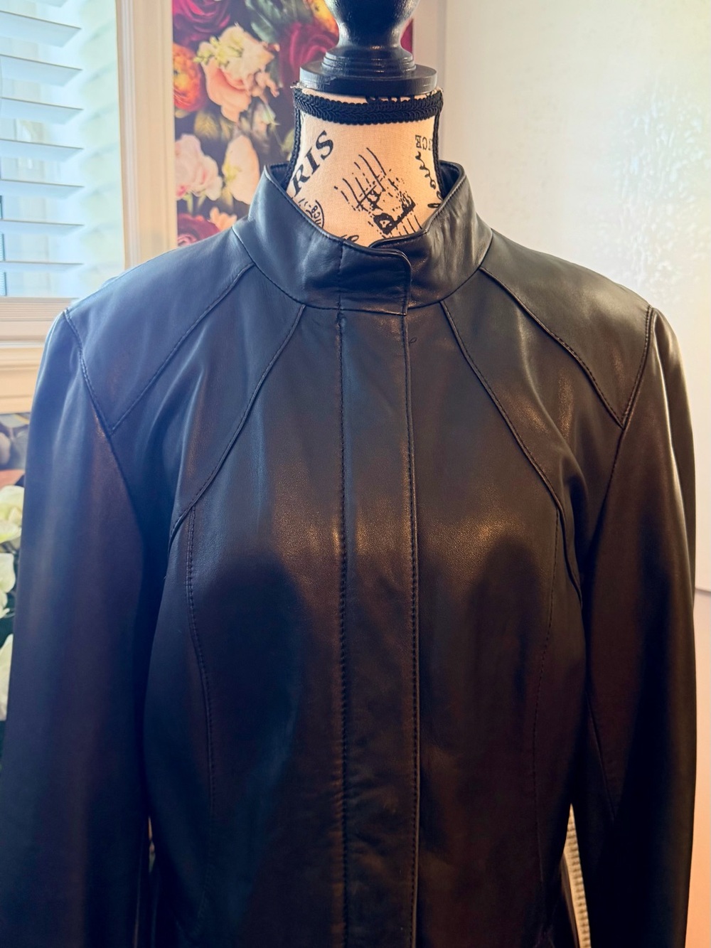 Danier Black Leather Stand-Neck Women's Jacket